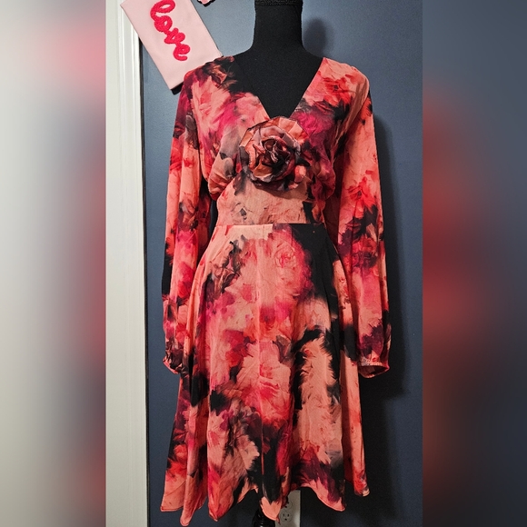 NWT City Chic Mischa Flower Accent Chiffon Mini Dress Plus Size 16W - Picture 1 of 9